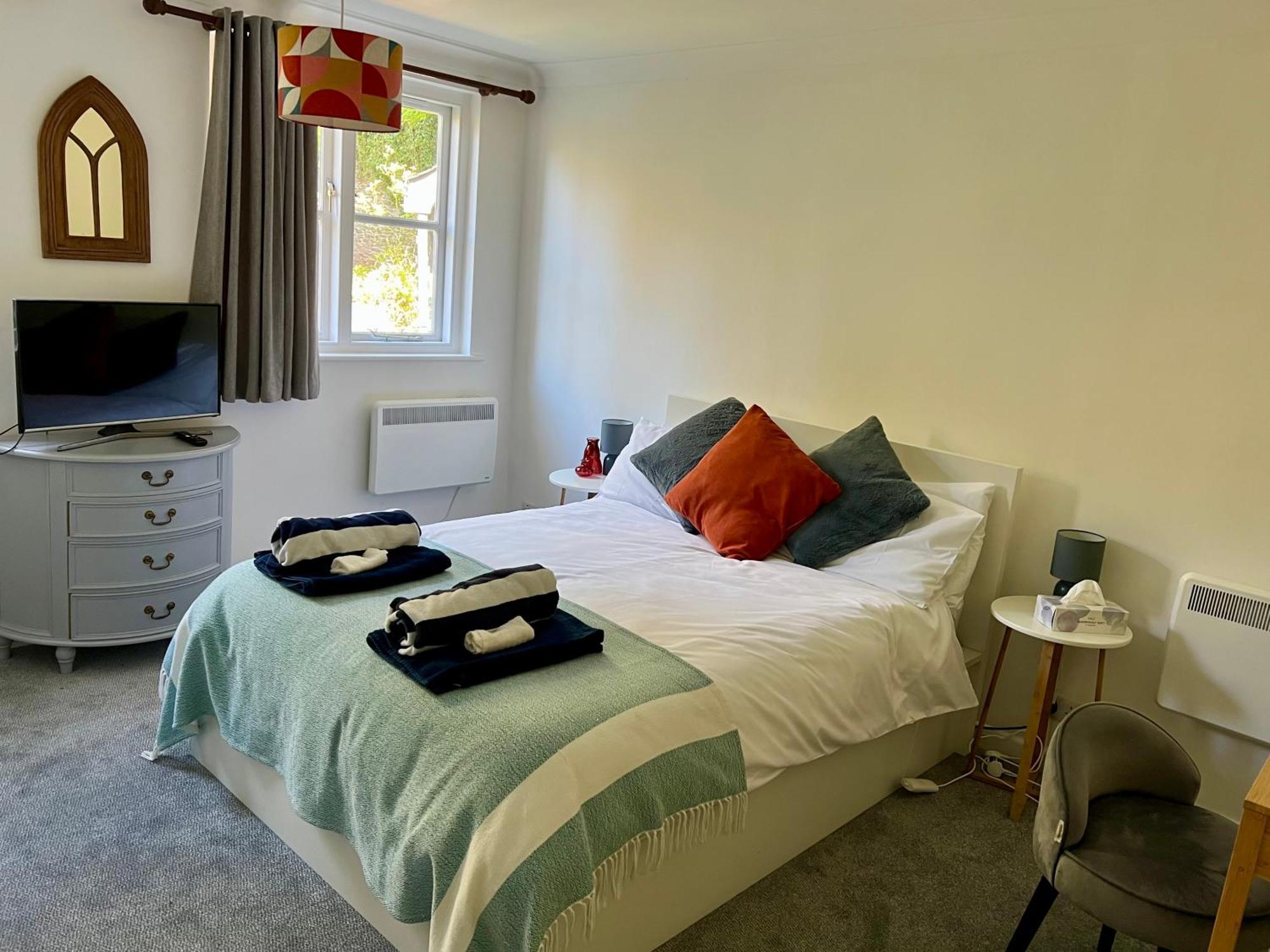 Hollyhocks Holiday Home- 2 Bedroomed Ground Floor Apartment Sleeps 5 Ivybridge Eksteriør billede